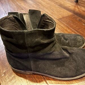 Rodd & Gunn Men's Black Suede Ankle Boots - Classic Zip Chelsea Style